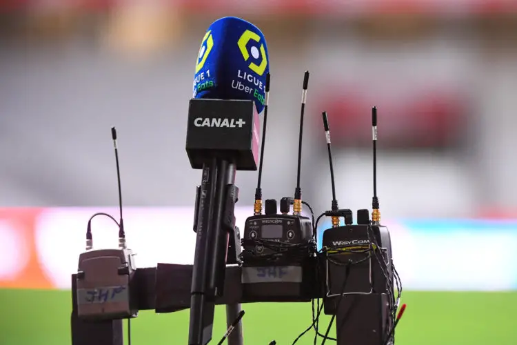 Illustration picture of a microphone from Canal + ahead of the French Ligue 1 Uber Eats soccer match between Lille OSC and Paris Saint-Germain at Stade Pierre Mauroy on December 20, 2020 in Lille, France. (Photo by Baptiste Fernandez/Icon Sport) - --- - Stade Pierre Mauroy - Lille (France)
