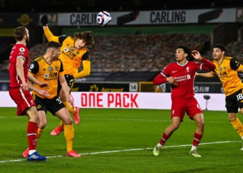 Wolverhampton Wanderers' Fabio Silva (centre) tries to direct a header on goal during the Premier League match at Molineux Stadium, Wolverhampton. Picture date: Monday March 15, 2021. 


Photo by Icon Sport - Leander DENDONCKER - Fabio SILVA - Trent ALEXANDER-ARNOLD - Morgan GIBBS-WHITE - Nathaniel PHILLIPS - Molineux Stadium - Wolverhampton (Angleterre)