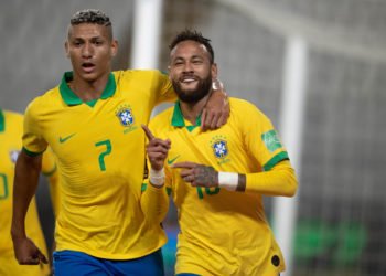 Neymar et Richarlison sous le maillot du Brésil