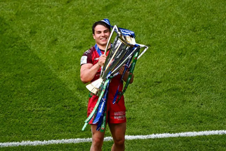 Antoine DUPONT of Toulouse celebrates with the trophy during the Final Champions Cup match between Toulouse and La Rochelle at Twickenham Stadium on May 22, 2021 in London, England. (Photo by Anthony Dibon/Icon Sport) - Twickenham - Londres (Angleterre)