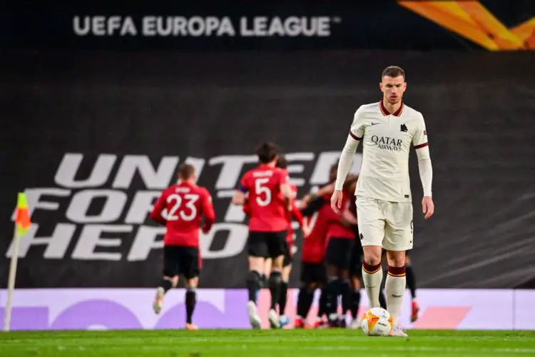 Photo Fabio Rossi/AS Roma/LaPresse
29/04/2021 Manchester (UK)
Sport Soccer
Manchester United-Roma
Round of 4 , 1st leg - Europa League 2020/2021 - Old Trafford
In the pic: Edin Dzeko 
By Icon Sport - Edin DZEKO - Old Trafford - Manchester (Angleterre)
