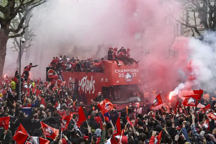 Team of Lille celebrates with the trophy and fans during the Ceremony of the title of French champion at Domaine de Luchin on May 24, 2021 in Lille, France. (Photo by Anthony Dibon/Icon Sport) - Lille (France)