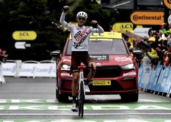 Ben O'Connor arrivée étape 9 Tour de France
