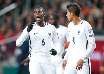 Paul Pogba et Raphaël Varane (Photo: Cathrin Muller / MIS / Icon Sport)