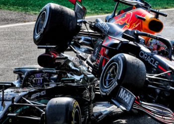 Lewis Hamilton et Max Verstappen (Photo by Icon Sport)