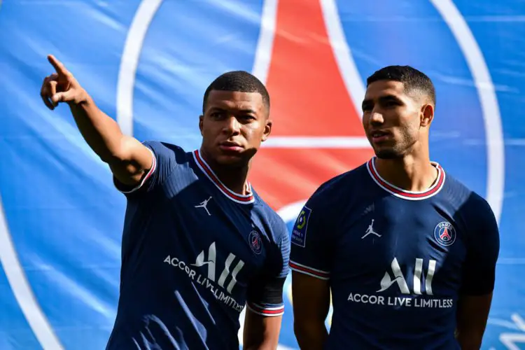 Kylian Mbappé et Achraf Hakimi (Photo by Baptiste Fernandez/Icon Sport)