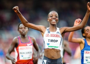 Agnes Tirop qui célèbre sa victoire sur le 5 000m, le 30 mai 2019 à Stockholm. Andreas Sandstrom / Bildbyran / Icon Sport