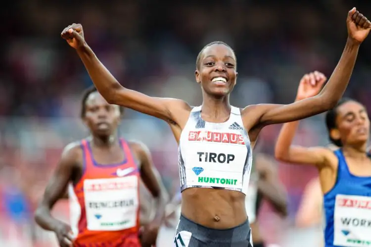 Agnes Tirop qui célèbre sa victoire sur le 5 000m, le 30 mai 2019 à Stockholm. Andreas Sandstrom / Bildbyran / Icon Sport