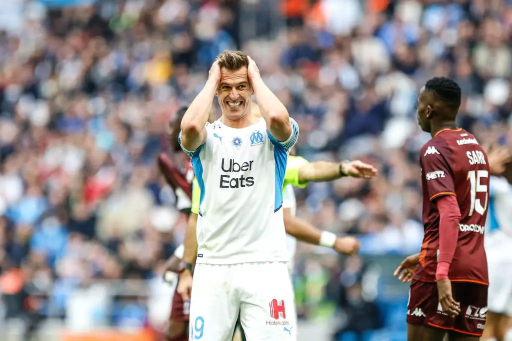 OM: Arkadiusz Milik est un „fake”