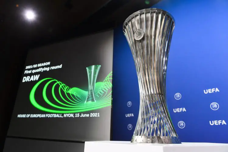 Ligue Europa Conférence trophée