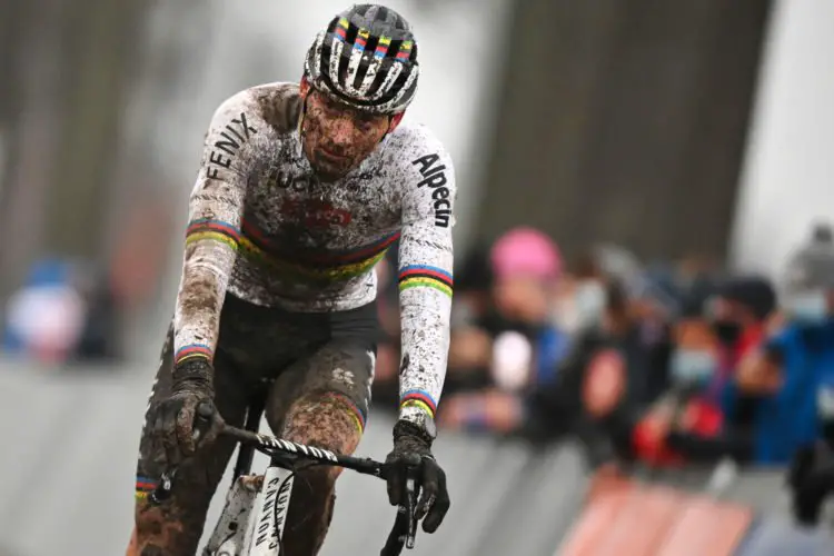Mathieu Van Der Poel en cyclo-cross. Belga / Icon Sport
