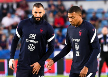 Karim Benzema et Kylian Mbappé (Photo by Anthony Bibard/FEP/Icon Sport)