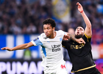 Boubacar KAMARA ,Andy DELORT (ogcn) , 2022 À Marseille, France. (Photo by Philippe Lecoeur/FEP/Icon Sport)