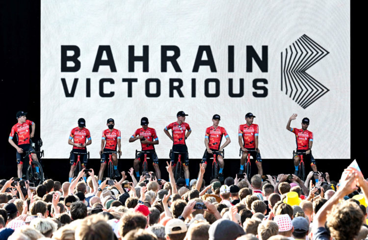 L'équipe Bahrain Victorious qui prendra le départ du Tour de France. PA Images / Icon Sport