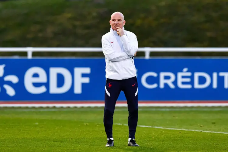 GUY STEPHAN assistant coach of France during a training session of France national soccer team ahead of their friendly football matches against Ivory Coast and South Africa on March 22, 2022 in Clairefontaine-en-Yvelines, France. (Photo by Baptiste Fernandez/Icon Sport)