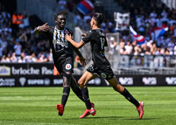 Azzedine OUNAHI et Batista MENDY Angers au Stade Raymond Kopa le 15 août 2021 à Angers, France. (Photo by Baptiste Fernandez/Icon Sport)