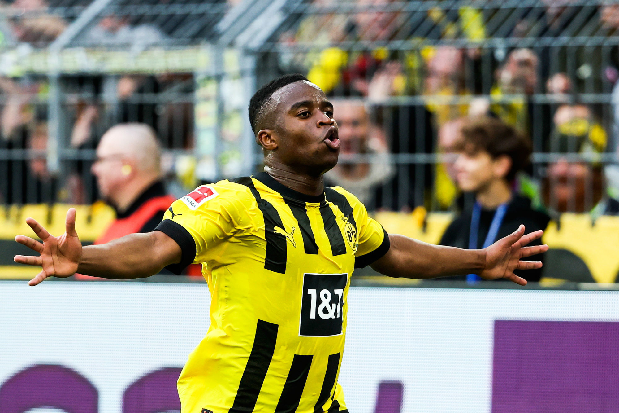 Moukoko réclame son départ de Dortmund