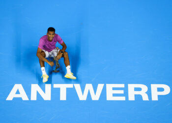 Canadian Felix Auger-Aliassime poses for the photographer after winning the men's singles final match between Canadian Auger-Aliassime and American Corda, at the European Open Tennis ATP tournament, in Antwerp, Sunday 23 October 2022. 
BELGA PHOTO DAVID PINTENS 

Photo by Icon Sport