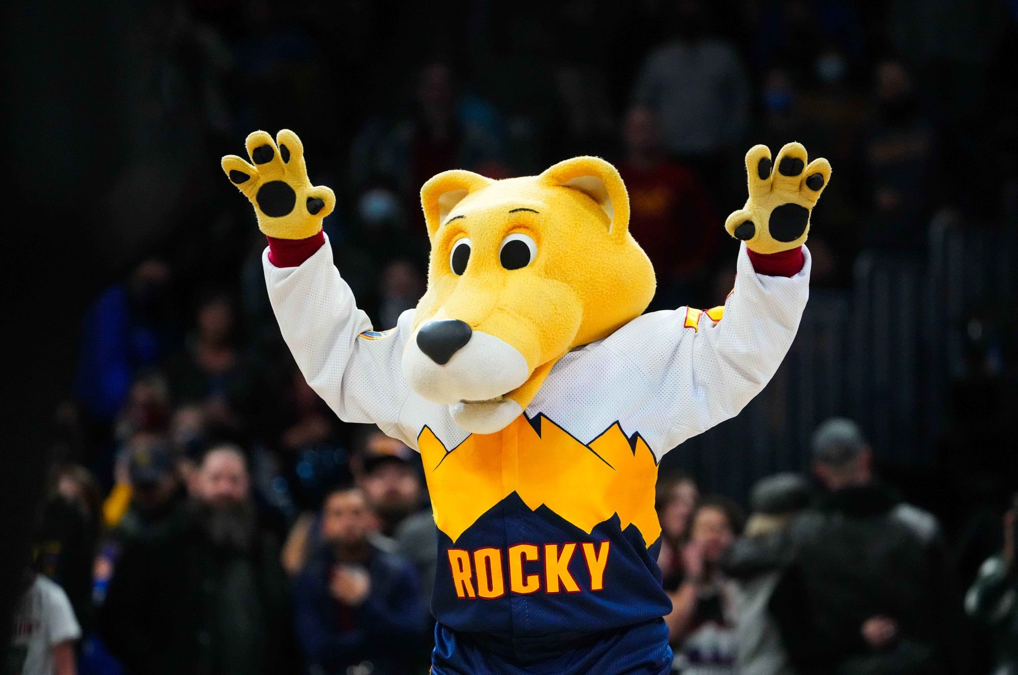 талисман milwaukee bucks. маскоты нба. маскот нба. маскот nba. маскот.