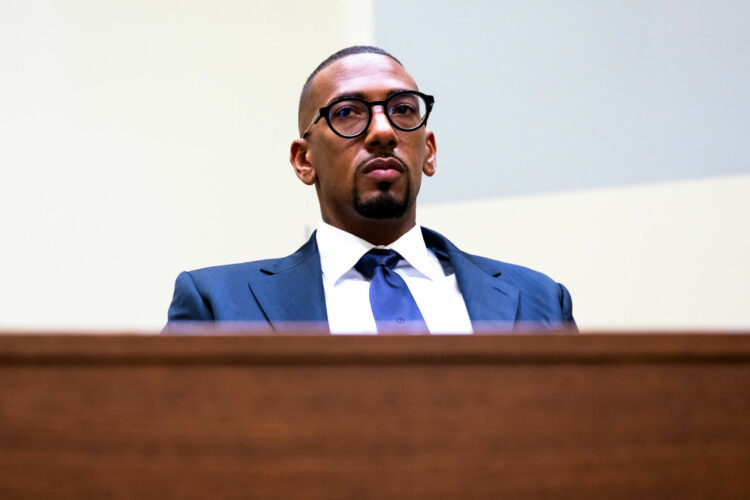 02 November 2022, Bavaria, Munich: Professional footballer and former national team player Jerome Boateng arrives in the courtroom of the Munich I Regional Court at the start of the continuation in the appeal trial. Boateng is accused of beating his ex-girlfriend in 2018 during a joint Caribbean vacation. He was therefore sentenced last year to a fine of 1.8 million euros. He, the public prosecutor's office and his ex-girlfriend as joint plaintiff appealed against this decision of the Munich Local Court. Photo: Sven Hoppe/dpa - Photo by Icon sport
