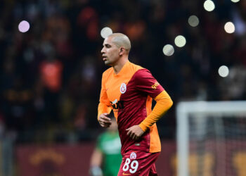 Sofiane Feghouli avec  Galatasaray en octobre 2021 - by Icon Sport