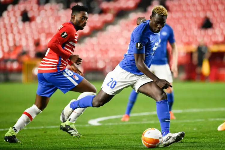 Granada CF player Yan Eteki and Molde FK player David Datro Fofana are seen in action during the UEFA Europa League Round of 16 First Leg one match between Granada CF and Molde FK at Estadio Nuevo Los Carmenes.
(Final Score; Granada CF 2:0 Molde FK) (Photo by Carlos Gil / SOPA Images/Sipa USA) 
By Icon Sport