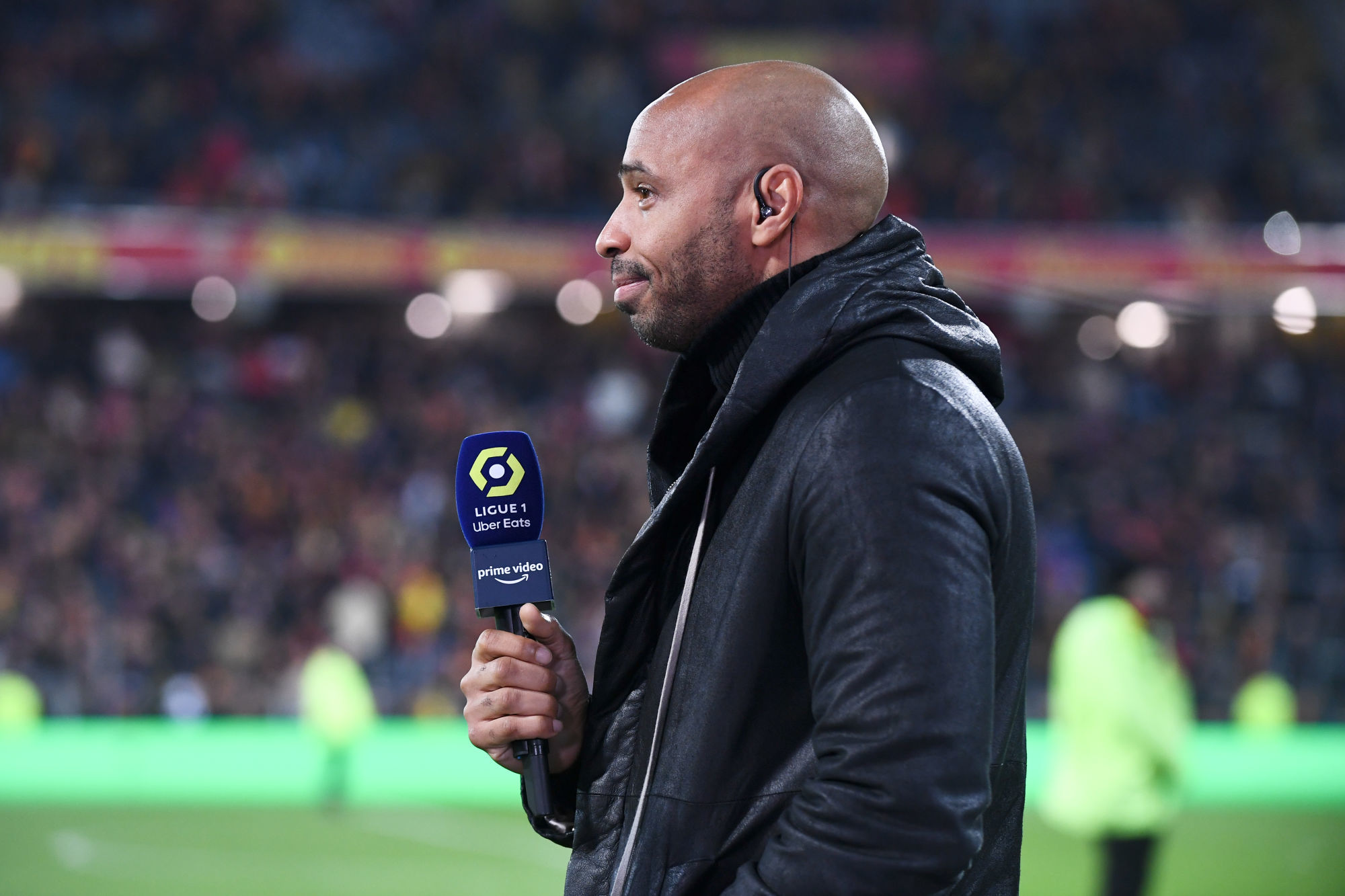 Henry: "Cậu ấy thi đấu như một cầu thủ trẻ, bị thổi phồng tài năng khi đá cho Arsenal." 7 Arsenal : le précieux conseil de Thierry Henry – Sport.fr