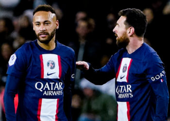 Neymar et Lionel Messi (Photo by Sandra Ruhaut/Icon Sport)