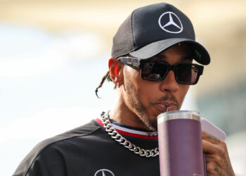 Lewis Hamilton (© Copyright: Bearne / XPB Images - Photo by Icon sport)
