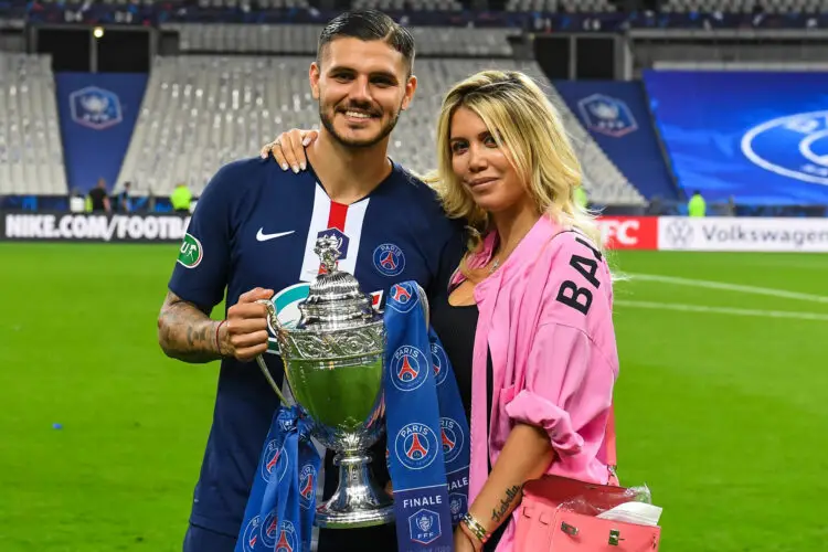 Mauro ICARDI of Paris Saint Germain and his wifr Wanda NARA after the French Cup Final soccer match between Paris Saint Germain and Saint Etienne at Stade de France on July 24, 2020 in Paris, France. (Photo by Baptiste Fernandez/Icon Sport)