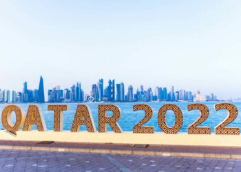 15 December 2022, Qatar, Doha: The lettering "Qatar 2022" stands in front of the skyline in Doha. Photo: Tom Weller/dpa - Photo by Icon sport
