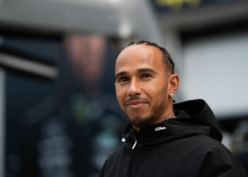 Lewis Hamilton - Icon Sport