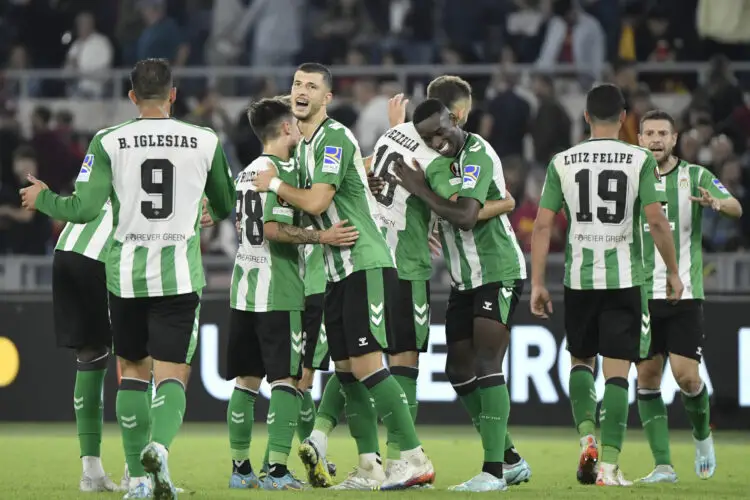 Luiz Henrique of Real Betis Balompie and team mate celebrate for the victory at the end of the Europa League Group C football match between AS Roma and Real Betis Balompie at Olimpico stadium in Roma (Italy), October 6th, 2022. Photo Andrea Staccioli / Insidefoto/Sipa USA No Sales in Italy - Photo by Icon sport