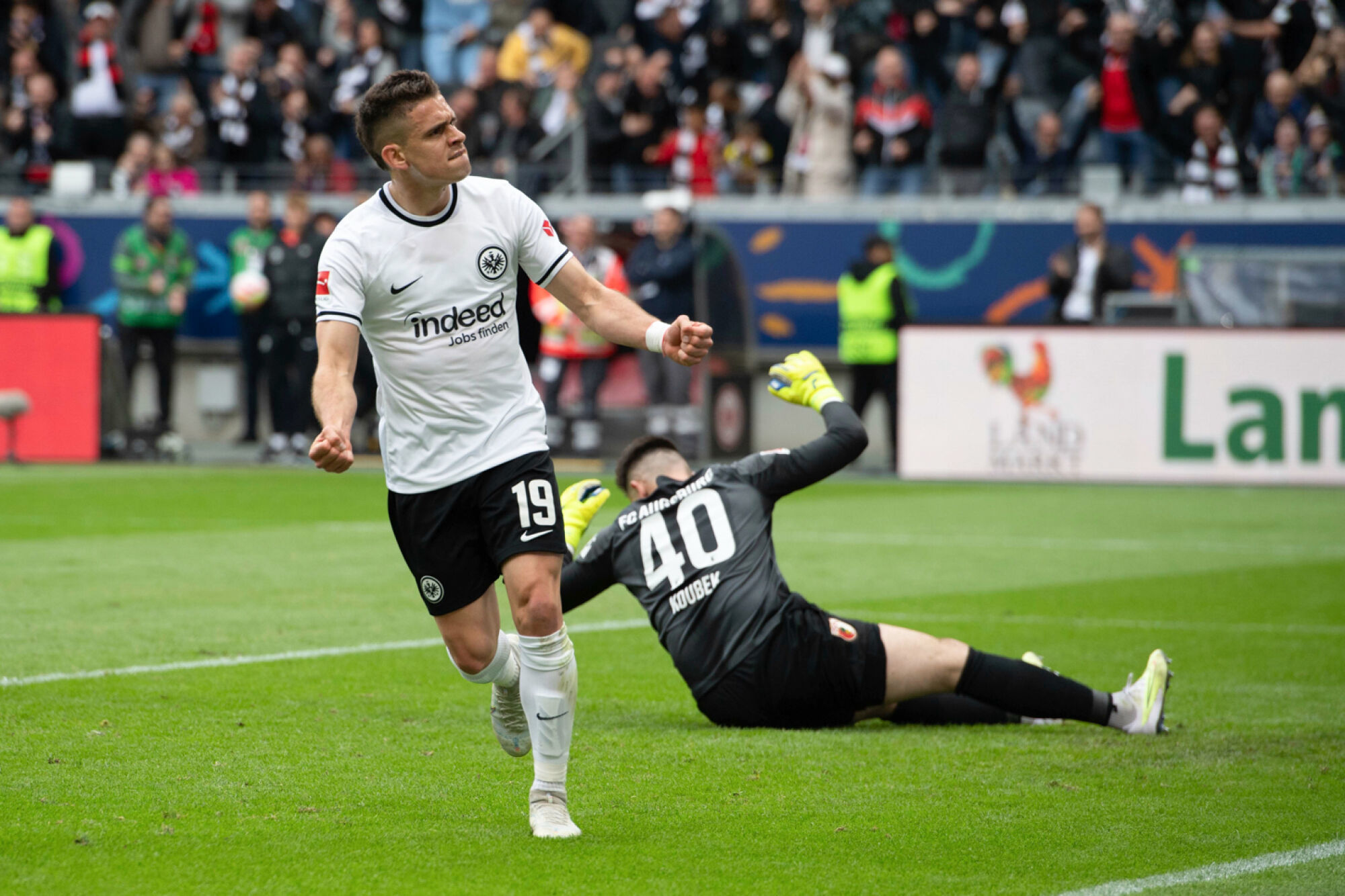 Байер 05. Франкфурт айнтрахт прогноз матча. Айнтрахт кельн. Кельн франкфурт. Франкфурт айнтрахт прогноз матча.