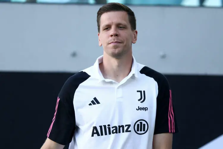 Wojciech Szczesny of Juventus Fc looks on during the pre-season test match beetween Juventus Fc and Juventus Next Gen at Allianz Stadium on August 09, 2023 in Turin, Italy . (Photo by sportinfoto/DeFodi Images) - Photo by Icon sport