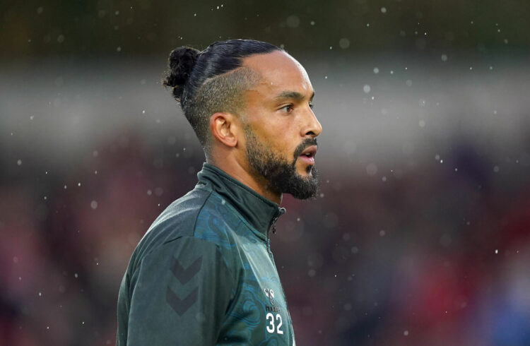 Southampton's Theo Walcott warming up ahead of the Premier League match at City Ground, Nottingham. Picture date: Monday May 8, 2023. - Photo by Icon sport