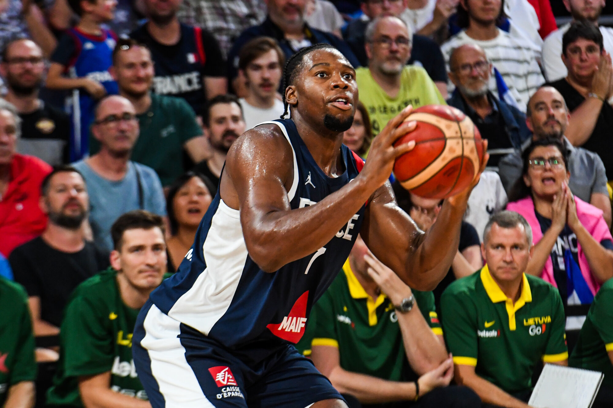 La France dispose facilement de la Lituanie en match de préparation