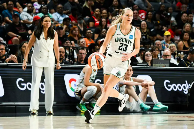 Aug 15, 2023; Las Vegas, Nevada, USA; New York Liberty guard Marine Johannes (23) dribbles up the court against the Las Vegas Aces at Michelob Ultra Arena. Mandatory Credit: Candice Ward-USA TODAY Sports/Sipa USA   - Photo by Icon sport