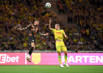 Jonathan CLAUSS (OM) face à Quentin MERLIN (Nantes)  (Photo by Anthony Bibard/FEP/Icon Sport)