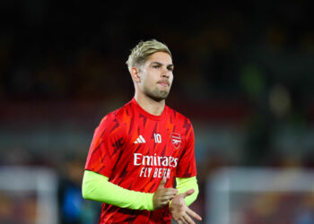 27th September 2023; Gtech Community Stadium, Brentford, London, England; Carabao Cup Football, Brentford versus Arsenal; Emile Smith Rowe of Arsenal warms up ahead of kick-off - Photo by Icon sport