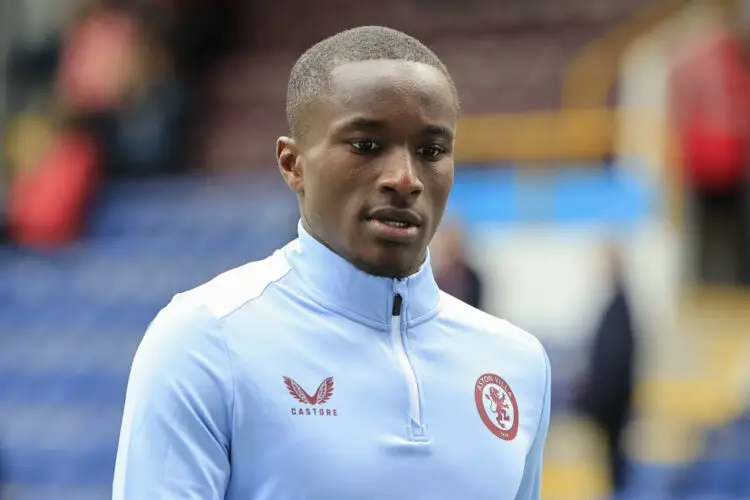 Moussa Diaby #19 of Aston Villa during the warm up for the Premier League match Burnley vs Aston Villa at Turf Moor, Burnley, United Kingdom, 27th August 2023  (Photo by Conor Molloy/News Images) in Burnley, United Kingdom on 8/27/2023. (Photo by Conor Molloy/News Images/Sipa USA)   - Photo by Icon sport