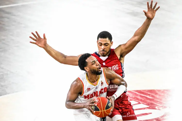 Jordan LOYD of Monaco and Matt MITCHELL of SIG during the Betclic Elite match between Monaco and Strasbourg at Salle Gaston Medecin on May 24, 2023 in Monte Carlo, France. (Photo by Pascal Della Zuana/Icon Sport)