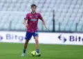 Turin, Italien, 30.12.2022: Dean Hujsen (Juventus Fc) in aktion, am Ball, Einzelaktion waehrend des Freundschaftsspiels zwischen Serie A Juventus Fc - Standard de Liege im Allianz Stadium am 30. Dezember 2022 in Turin, Italien. (Foto von sportinfoto/DeFodi Images) Turin, Italy, 30.12.2022: Dean Hujsen (Juventus Fc) controls the ball during the Friendly match between Juventus FC vs Standard Liege at Allianz Stadium on Dezember 30, 2022 in Turin, Italy. (Photo by sportinfoto/DeFodi Images) - Photo by Icon sport