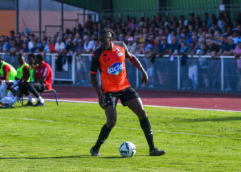 Malik Tchokounté est l'un des grands artisans de l'excellent début de saison Laval en Ligue 2. - Photo by Philippe Le Brech/Icon Sport.
