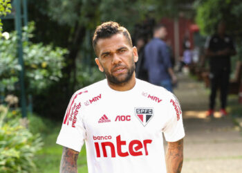 Daniel Alves
Photo by Icon Sport