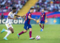 Tchouameni (à gauche) et Gavi (à droite) ce sont menés une véritable guerre au milieu de terrain ce samedi lors du Clasico. - Photo by Icon sport.