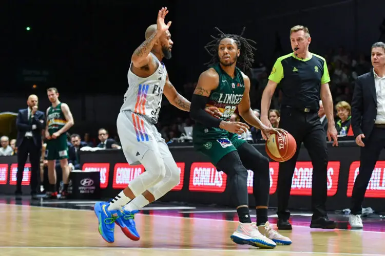 Demonte HARPER of Limoges and Ryan BOATRIGHT of Paris during the Betclic Elite match between Paris and Limoges at Halle Georges-Carpentier on May 10, 2022 in Paris, France. (Photo by Franco Arland/Icon Sport)