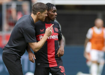 Xabi Alonso et Jeremie Frimpong (Photo by Icon sport)