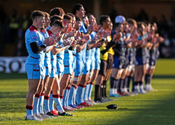 Bath Rugby and Glasgow Warriors during a minute silence for former Scotland international player Doddie Weir before the EPCR Challenge Cup match at The Recreation Ground, Bath. Picture date: Saturday December 10, 2022. - Photo by Icon sport