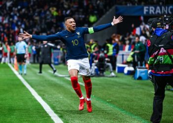 D'après vous, Kylian Mbappé mérite-t-il le titre de meilleur joueur de l'année 2023 ? - Photo by Anthony Dibon/Icon Sport.